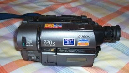 SONY ccd-trv23E pal磁带摄录机