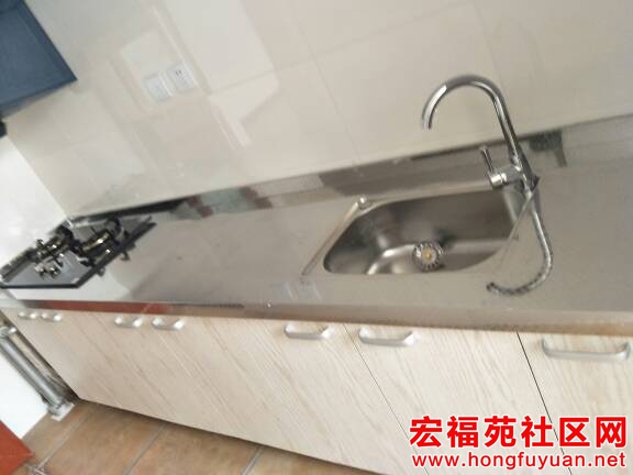 112001rii1j10hyi0771ko.jpg