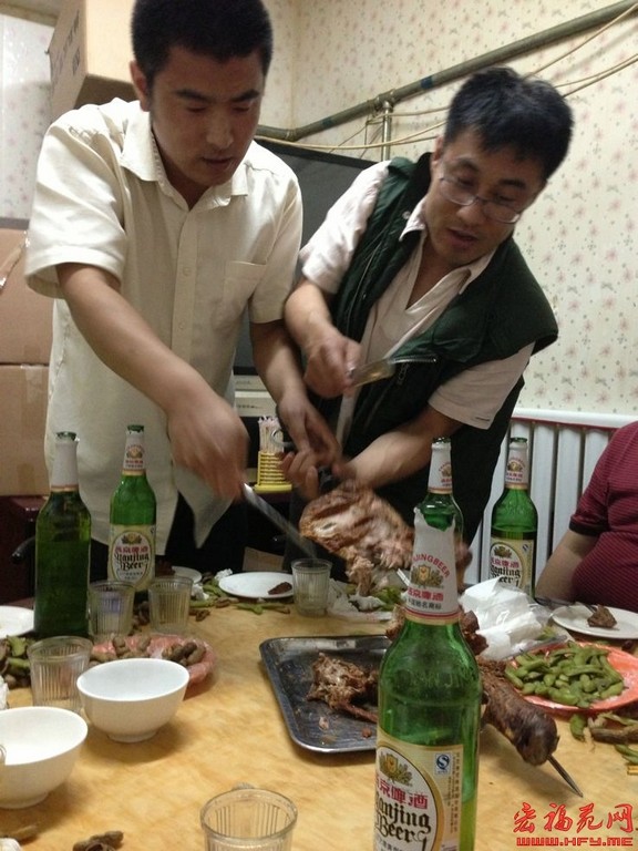 宏福苑网线下烤羊腿聚餐活动