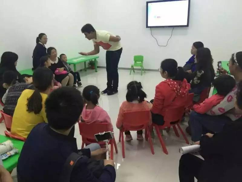 轩墨瑶国际教育～我们的简介