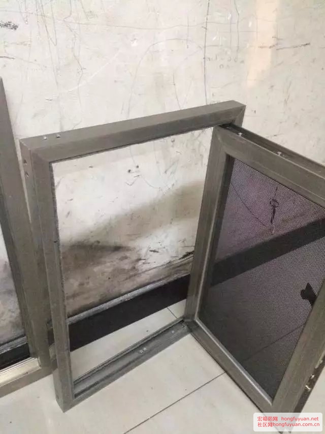 金刚网平开纱窗.jpg