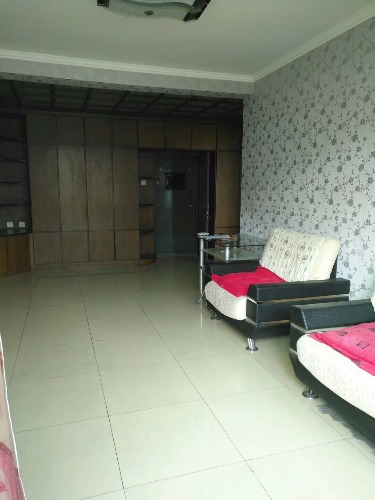 mmexport1537956068270.jpg